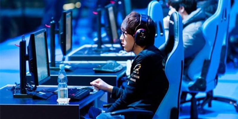 Thường xuyên tham gia cộng đồng game